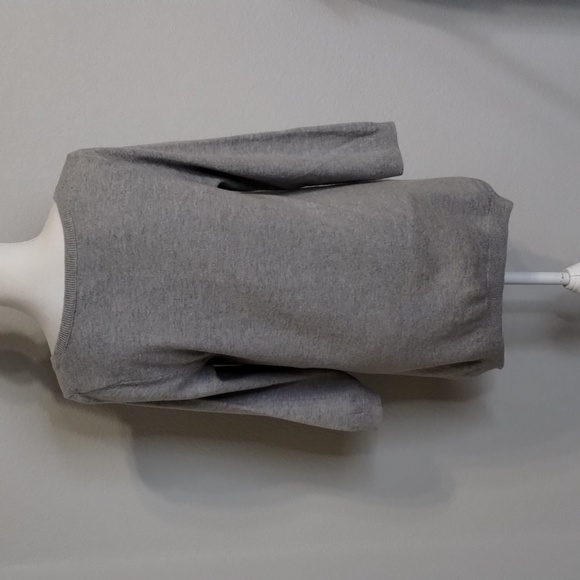 Anthropologie HWR Monogram Tree Sweater Button Gray Long  Size Medium - Picture 4 of 7